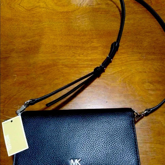 NEW MICHAEL KORS BAG - Picture 1 of 3
